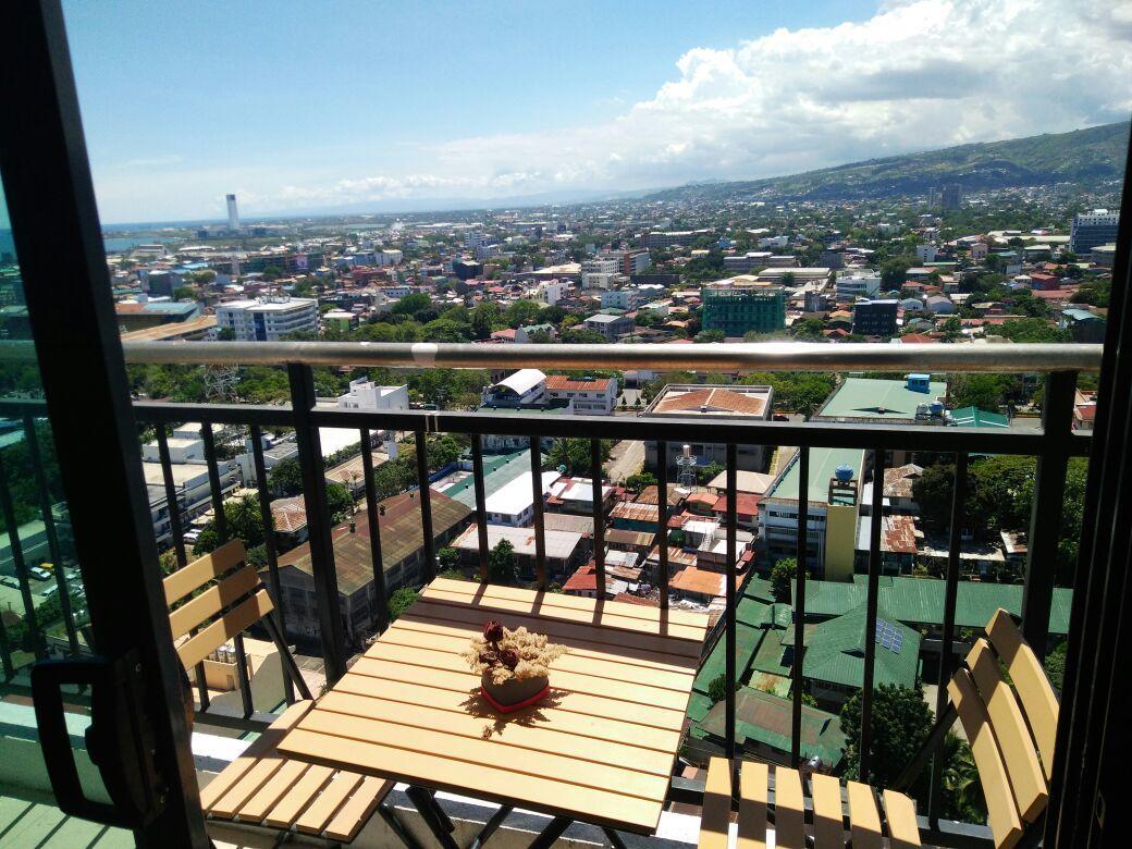 City Suites Ramos Tower Себу Экстерьер фото