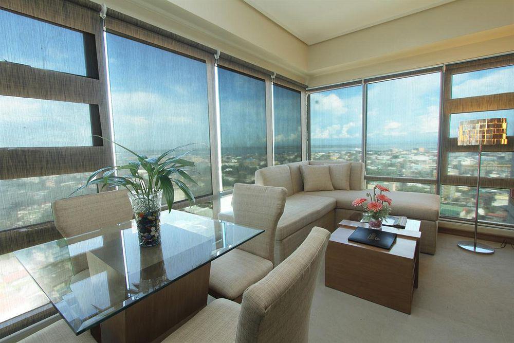 City Suites Ramos Tower Себу Экстерьер фото